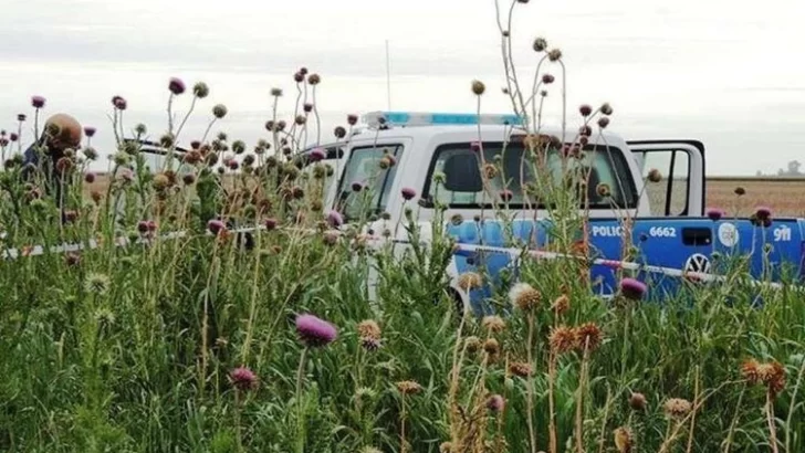 Un adolescente en moto chocó a una joven de Monje y está grave