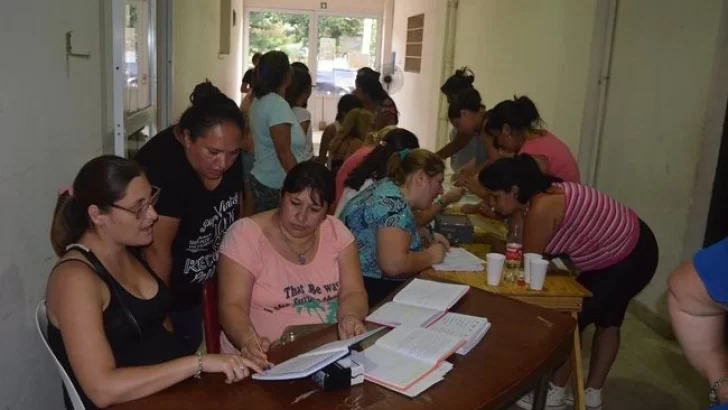 SISE: Entregaron 550 kits escolares