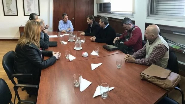 Reunión por el proyecto del camino a la Boca