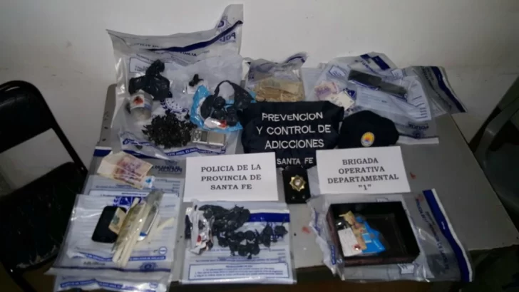 Cuatro detenidos en un mega operativo: Encontraron drogas y armas