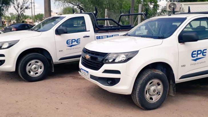 Llegaron nuevas camionetas a sucursales de EPE en la región