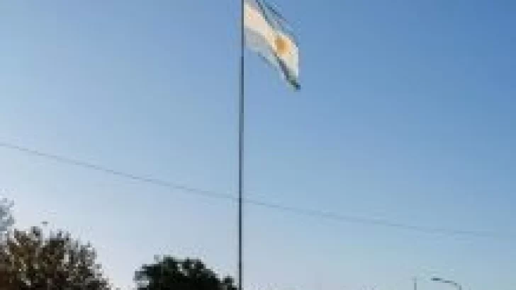 Maciel: Acto y festival en homenaje a la Enseña Patria