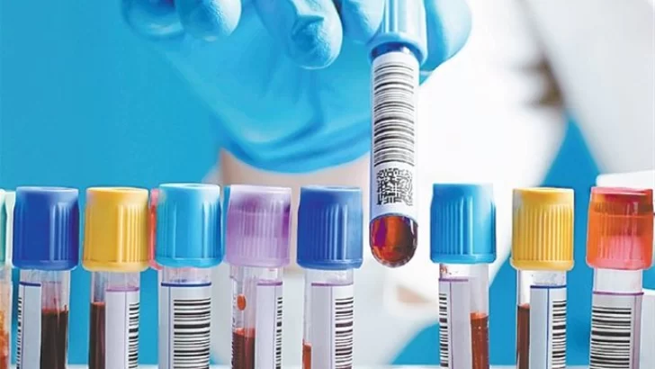 Un análisis de sangre podría detectar cáncer antes de sentir síntomas