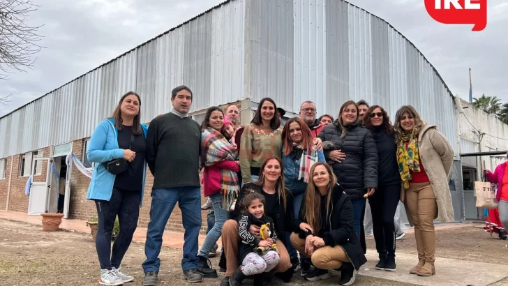 Histórico: La cooperadora de la primaria de Andino logró cerrar su parabólico