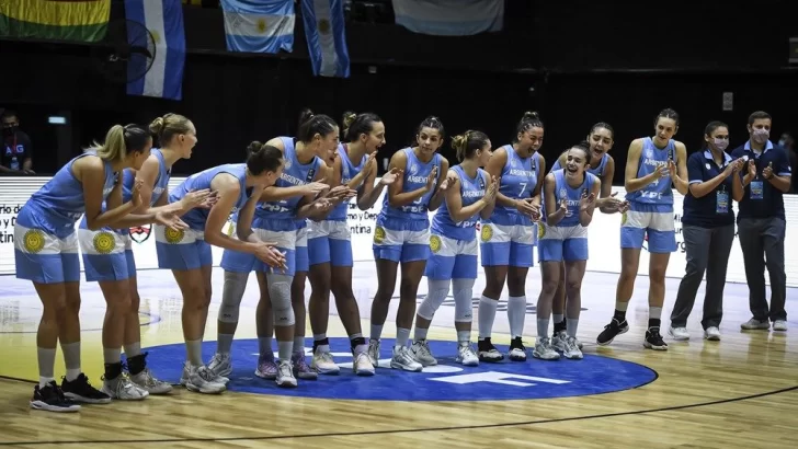 Con 10 de la 10: Argentina venció a Ecuador con 10 tantos de Ange Giacone