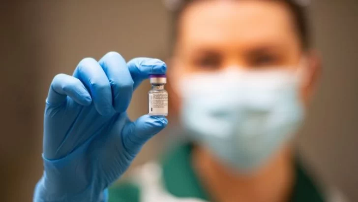 Provincia inició gestiones para comprar vacunas contra el covid