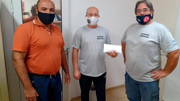 Bomberos de Andino recibieron un aporte para la adquisición de una autobomba