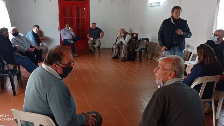 Monje conformó la comisión para el mantenimiento de caminos rurales