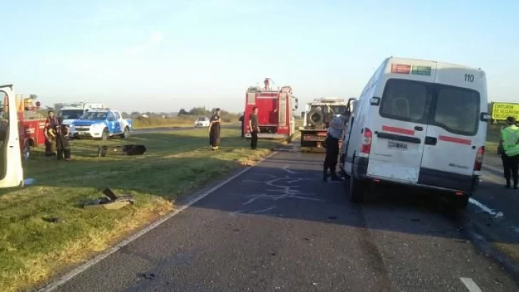 Dos automóviles chocaron en cercanías al ingreso de Aldao