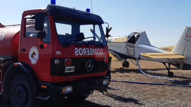 La lucha contra el fuego en las islas tuvo ayer su base en Oliveros