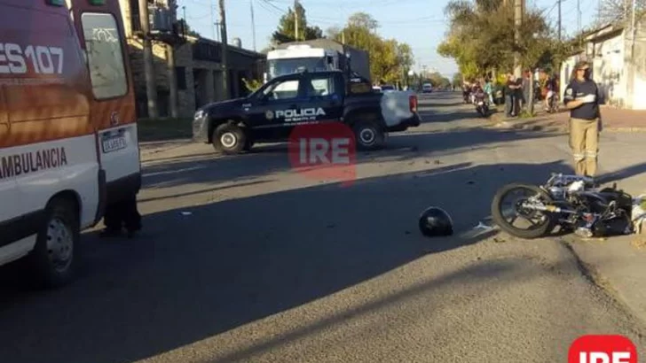 Pidió un auto prestado, chocó, se dio a la fuga y después se entregó