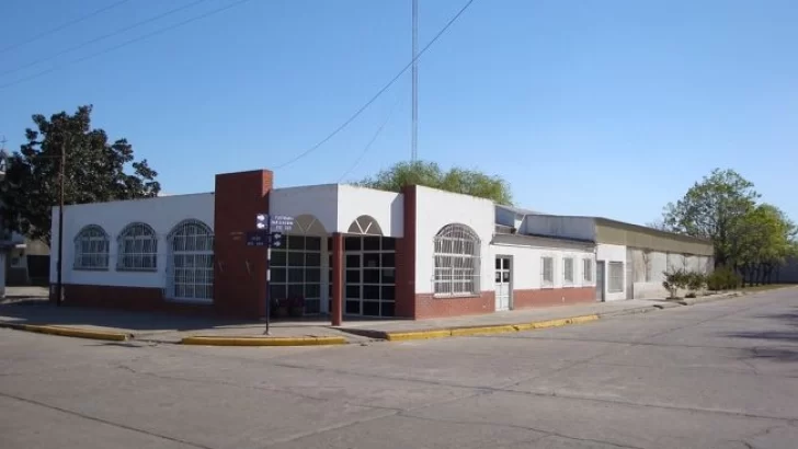 Barrancas: Un hombre se accidentó al caer de su motocicleta