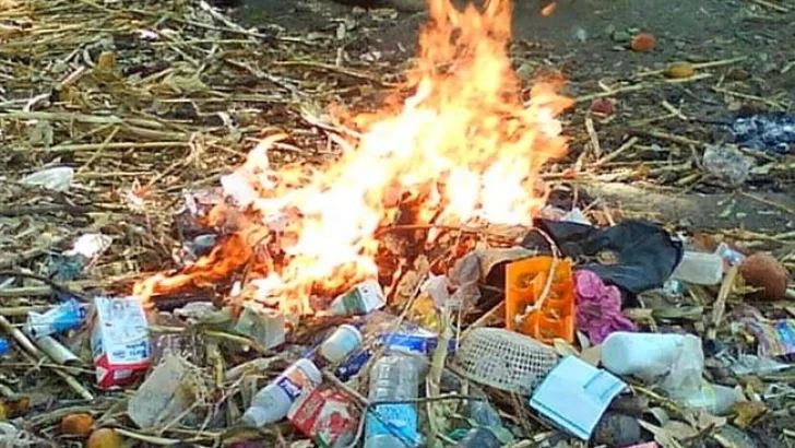 Un incendio presuntamente intencional sorprendió a Monje