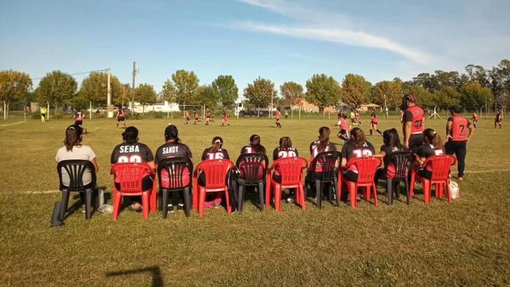 Arrancó la Liga Evita de fútbol femenino en la sede de Clason