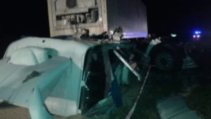 Fatal choque entre camiones en la autopista, a la altura de Barrancas. Un muerto