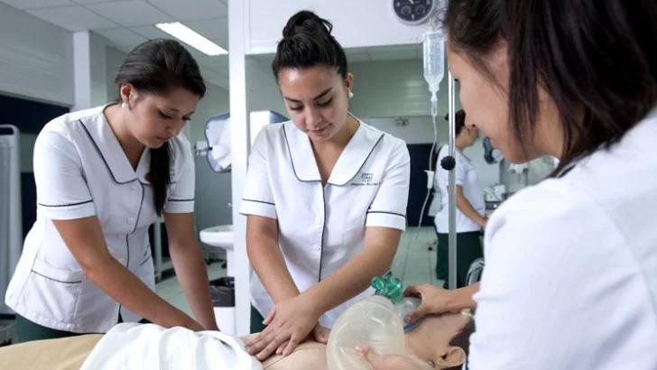 Educación habilitó la inscripción para la carrera de Enfermería en Oliveros