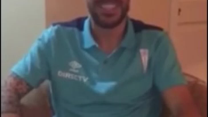 Costa saludó a todos los hinchas de Central