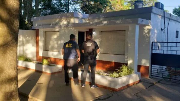 Allanaron la casa de un policía en Díaz por el ingreso de drogas a la cárcel