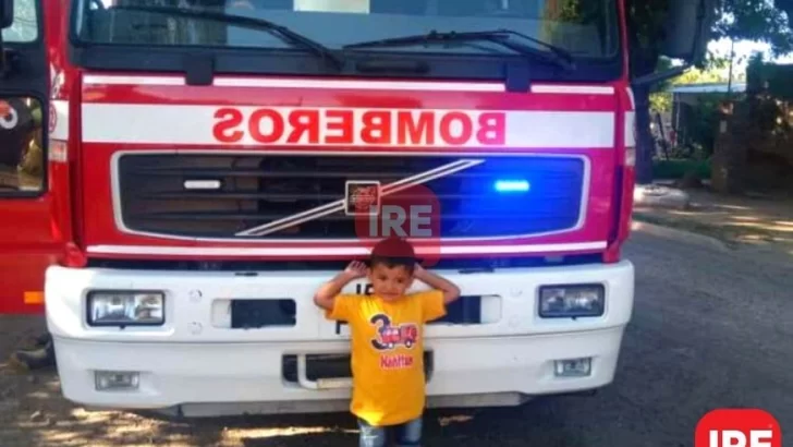 Bomberos héroes: El personal se alistó y paso saludar a Nahitan por su cumple