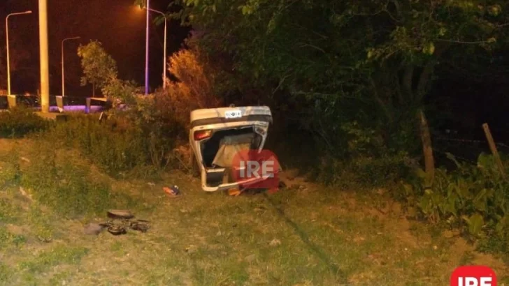 Esquivó un pozo en ruta 91 y a los tumbos terminó en la cuneta contraria