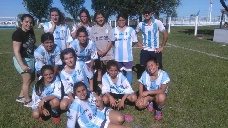 El fútbol femenino de Sportivo Díaz se prepara para la Liga Evita