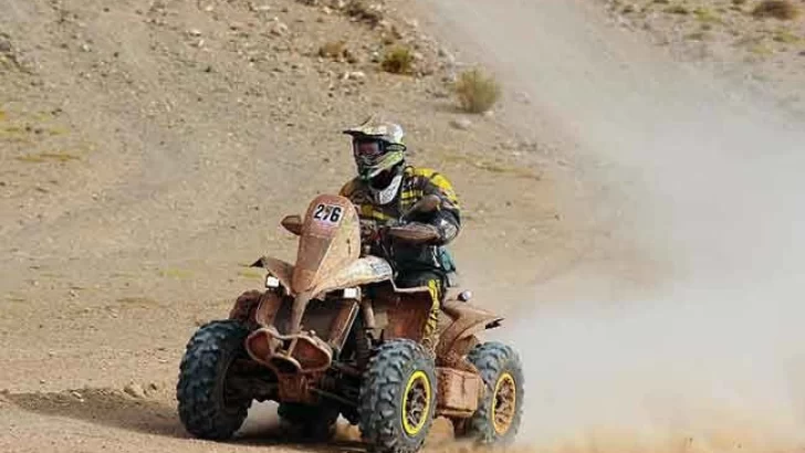 Sigue en carrera: Fantoni correrá la décima etapa en el Dakar