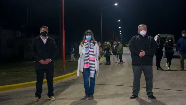 Timbúes sumó 11 cuadras de pavimentación e iluminación led en la zona este