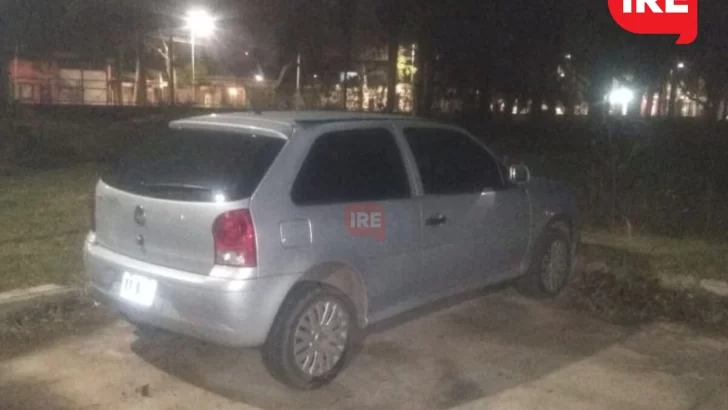 Hallaron el auto robado en Andino abandonado en el estacionamiento del Eva Perón