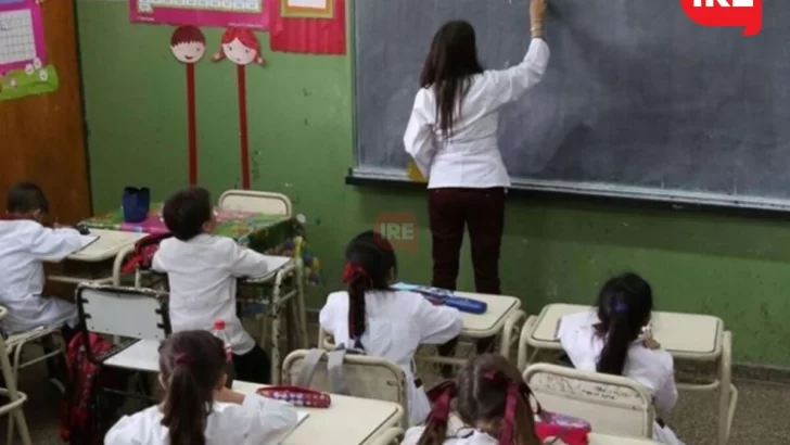 El Gobierno de Pullaro anticiparía el inicio de clases para el 26 de febrero