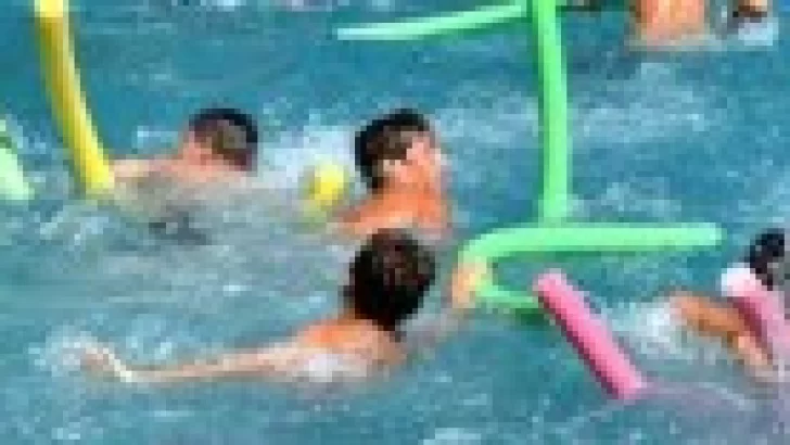 Los chicos cierran la colonia de vacaciones con una jornada para toda la familia