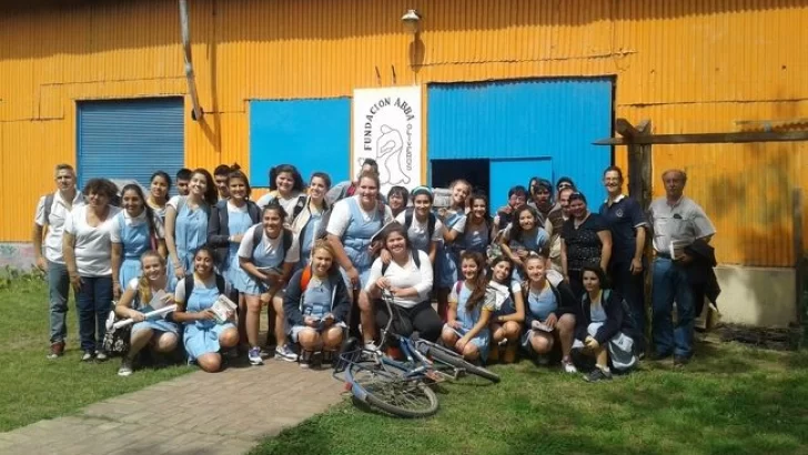 Alumnos de 4to año comenzaron la Campaña “Redciclando”