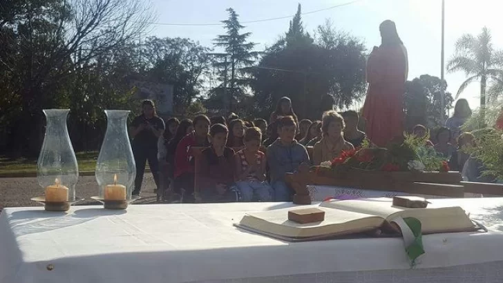 Misa por el Sagrado Corazón de Jesús en la Cruz de los Navegantes