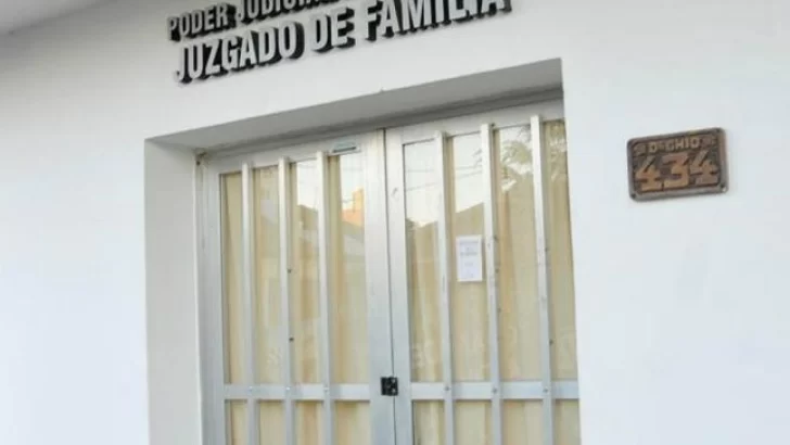 Una mamá denunció al Juez de Familia por malos tratos en la Corte Suprema