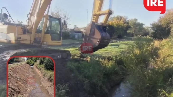 Monje realizó la limpieza de los canales de desagües pluviales