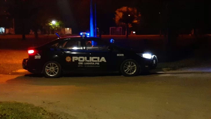 Irrumpieron en su casa, mataron a un hombre y balearon a un adolescente