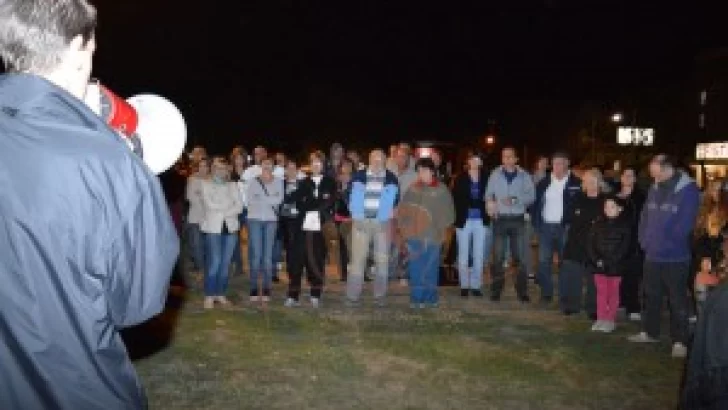 ?Nunca vinieron a dialogar, ni desde la comuna, ni desde la empresa, están mintiendo públicamente?