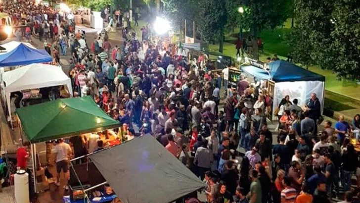 Pueblo Andino se encuentra el finde en la plaza con show y feria