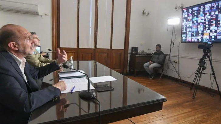 Perotti abordará la autonomía municipal con intendentes y jefes comunales