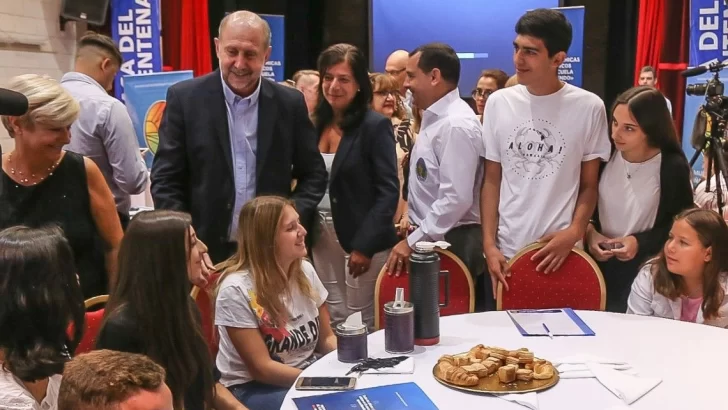 Perotti encabezó una reunión sobre educación en Iriondo