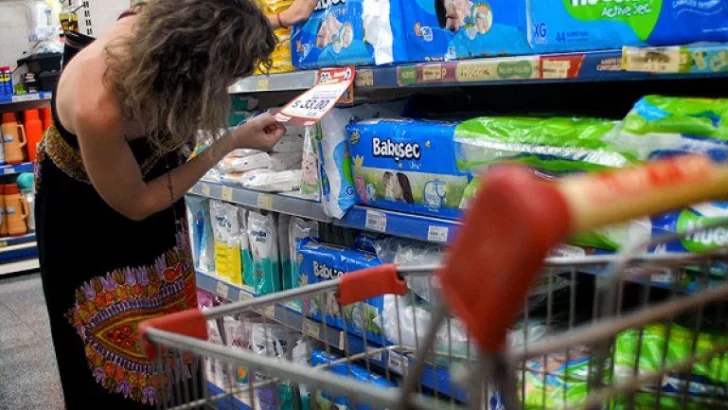 Incomprable: La inflación en supermercados alcanzó el 67%
