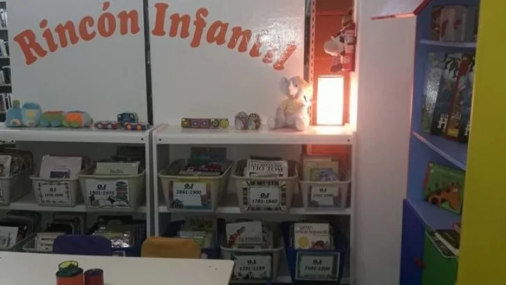 Nuevo rincón en la biblio para que los niños se acerquen a la lectura