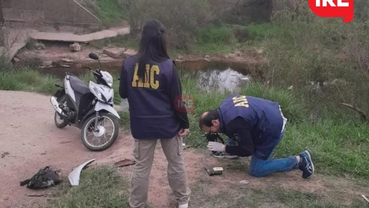 Fueron a cazar pajaritos, les robaron la moto a mano armada y la policía encontró al ladrón