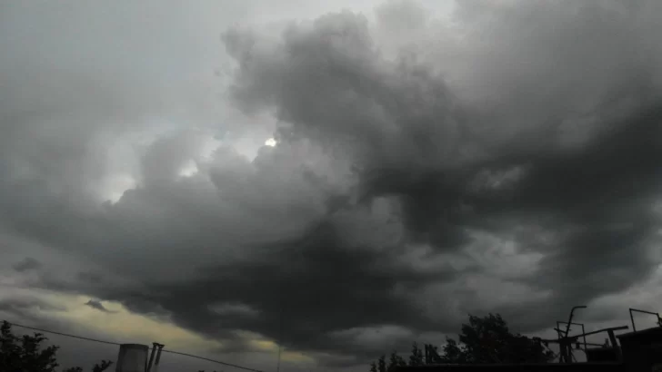 El sur santafesino se encuentra bajo alerta por tormentas fuertes