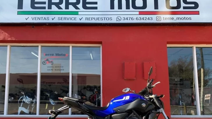 Rompió la puerta de una agencia, robó una bicicleta, lo corrieron y lo atraparon