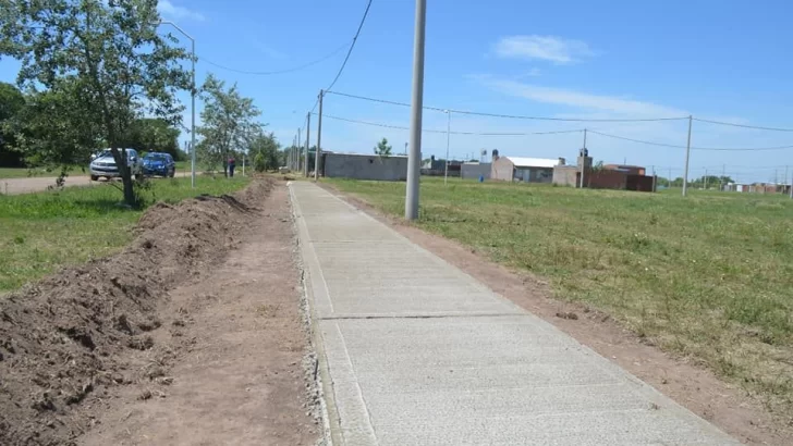 Barrios conectados: Timbúes construye una extensa vereda desde Villa Elvira al centro