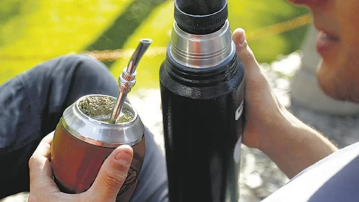 Con el mate no: Circula una noticia falsa que prohibirían la infusión