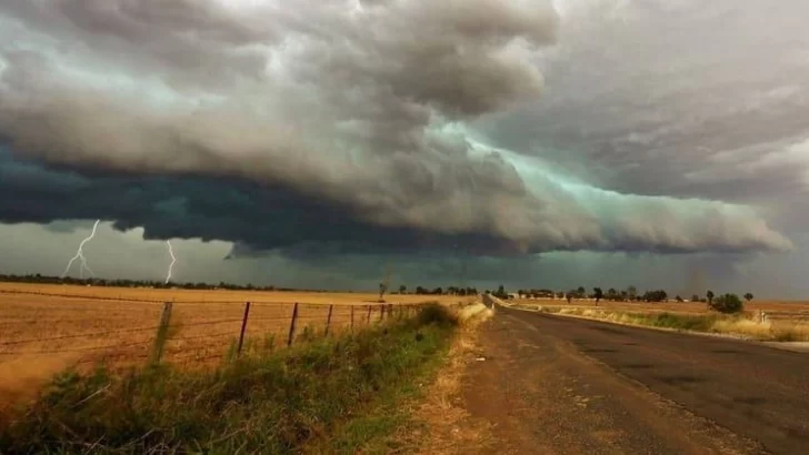 La región se encuentra bajo alerta por tormentas fuertes