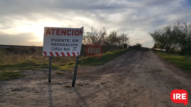 A mediados de enero comenzarían a arreglar el puente de la cañada