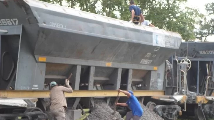 Obra pública: llegaron 40 vagones para ripiar las calles de tierra