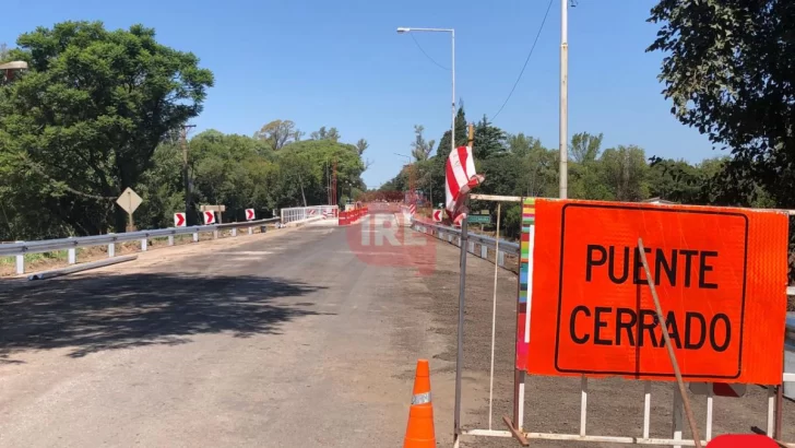 Arrancaron las obras sobre el puente de Villa La Ribera y hay desvíos